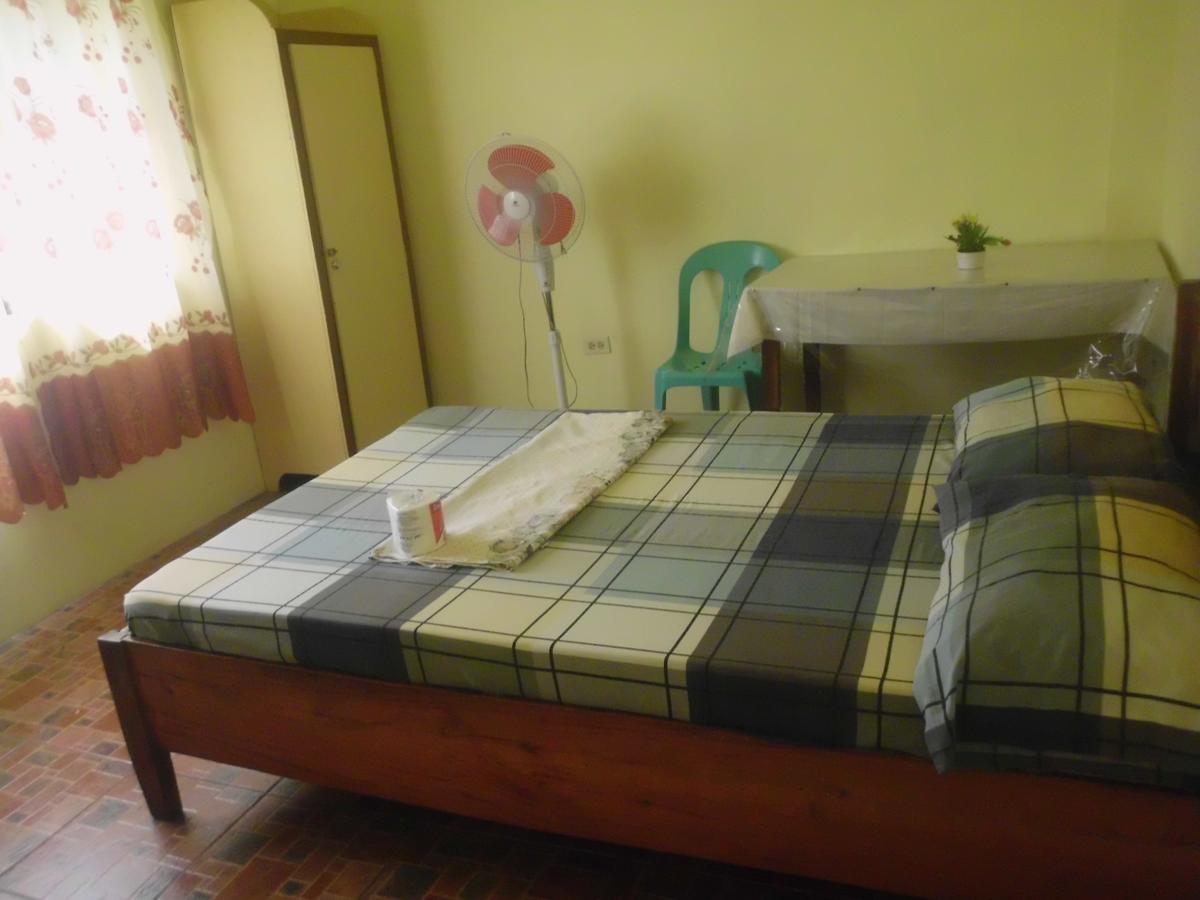Fat Monkey Hostel Корон Экстерьер фото