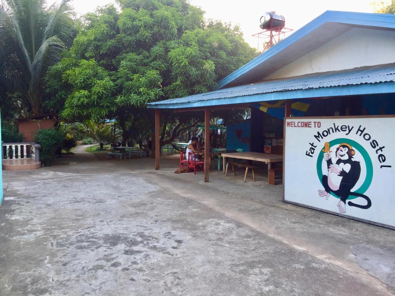 Fat Monkey Hostel Корон Экстерьер фото